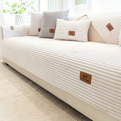 HF Peluş Koltuk Kılıfı